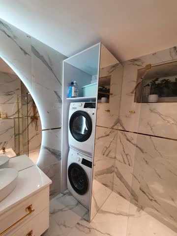 Łazienka, szafka, pralka, suszarka