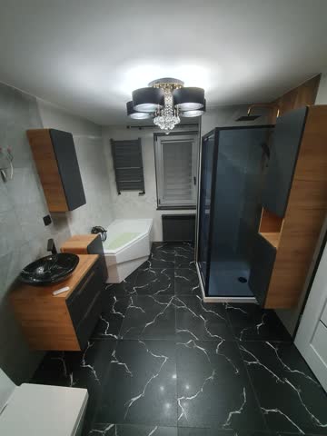 Łazienka, oświetlenie, wanna, kabina prysznicowa